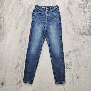 Women's Blue Curvy High-Rise Skinny Jeans with Distressed Stretch